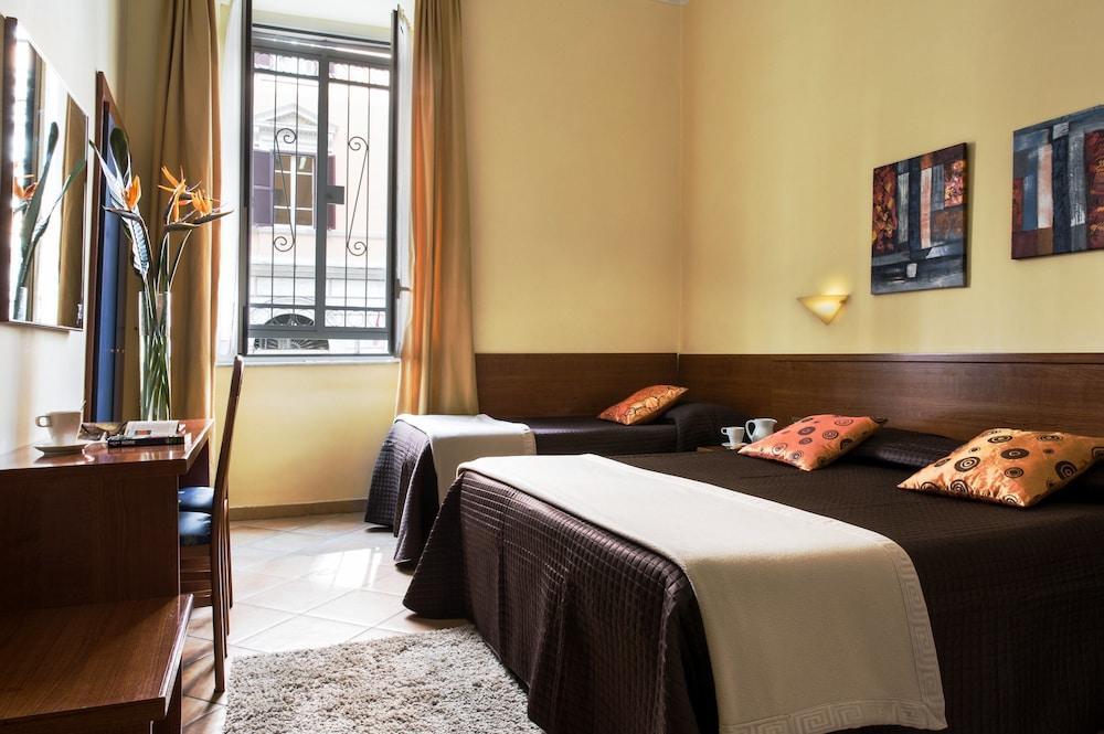 Hotel Cervia Rome Exterior photo